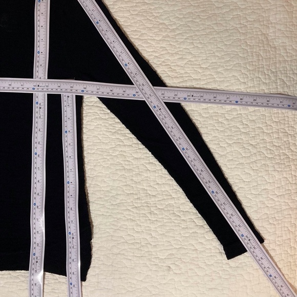 NWT Crown & Ivy Navy Blue Sweater | Size XS | Cotton & Nylon | Resort - Picture 4 of 8